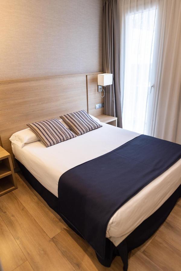 Hotel Terminus Puigcerdà Екстериор снимка