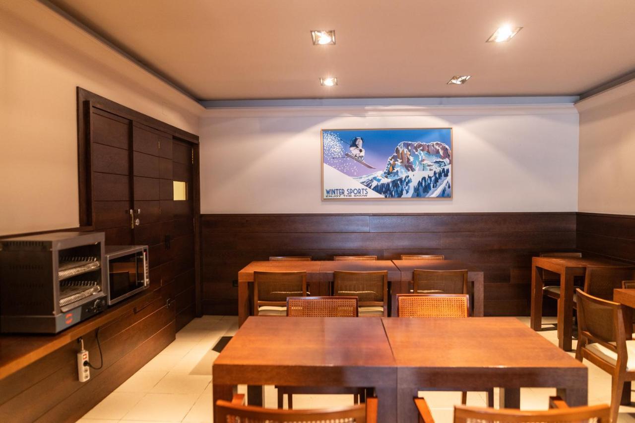 Hotel Terminus Puigcerdà Екстериор снимка