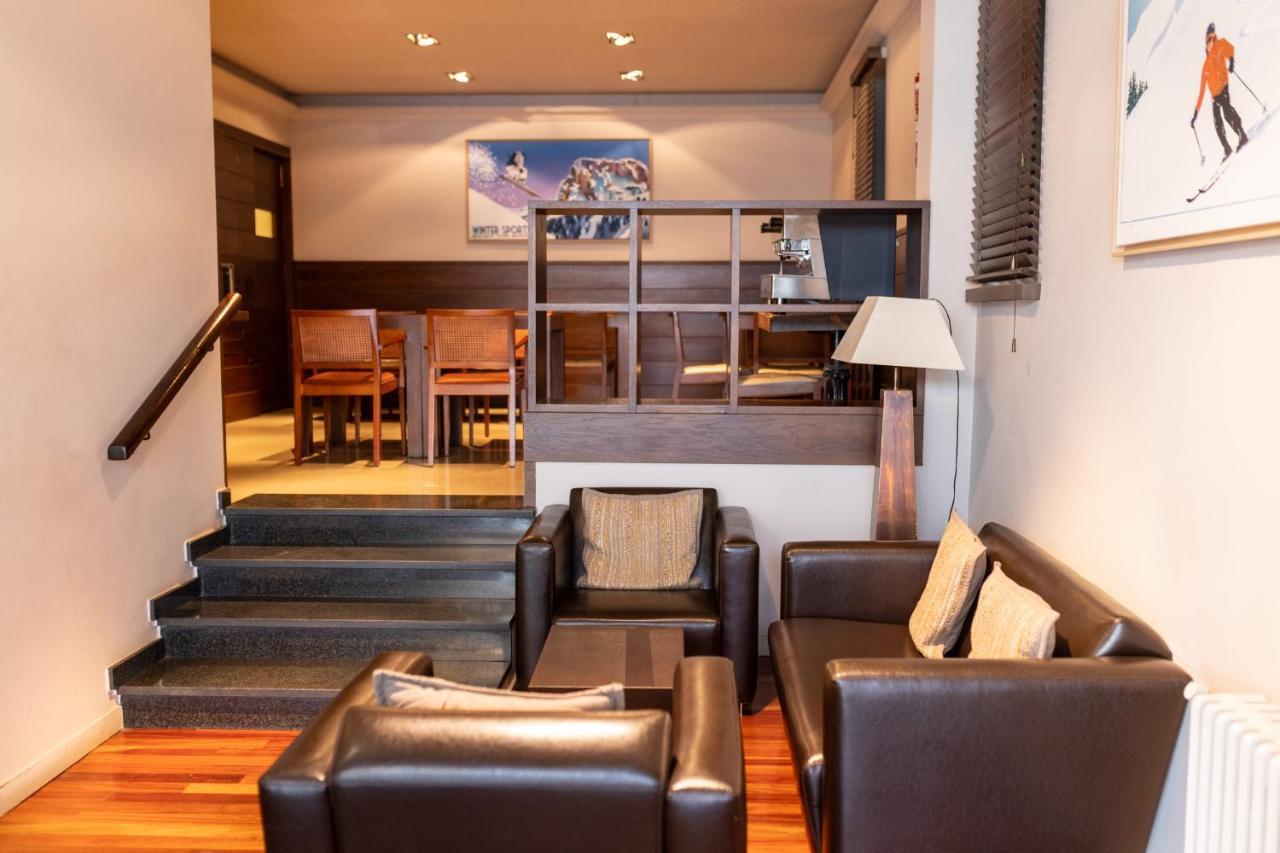 Hotel Terminus Puigcerdà Екстериор снимка