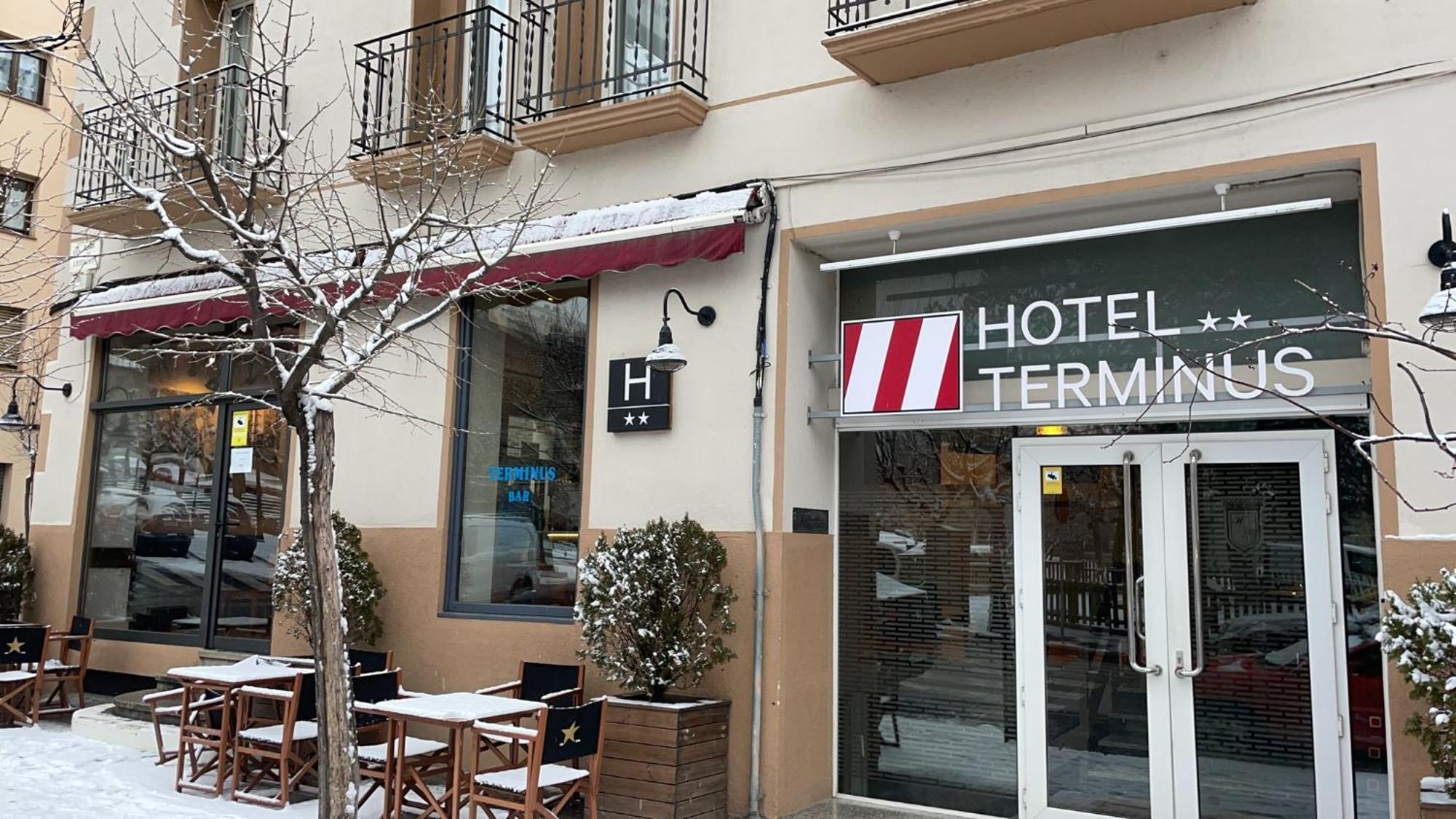 Hotel Terminus Puigcerdà Екстериор снимка