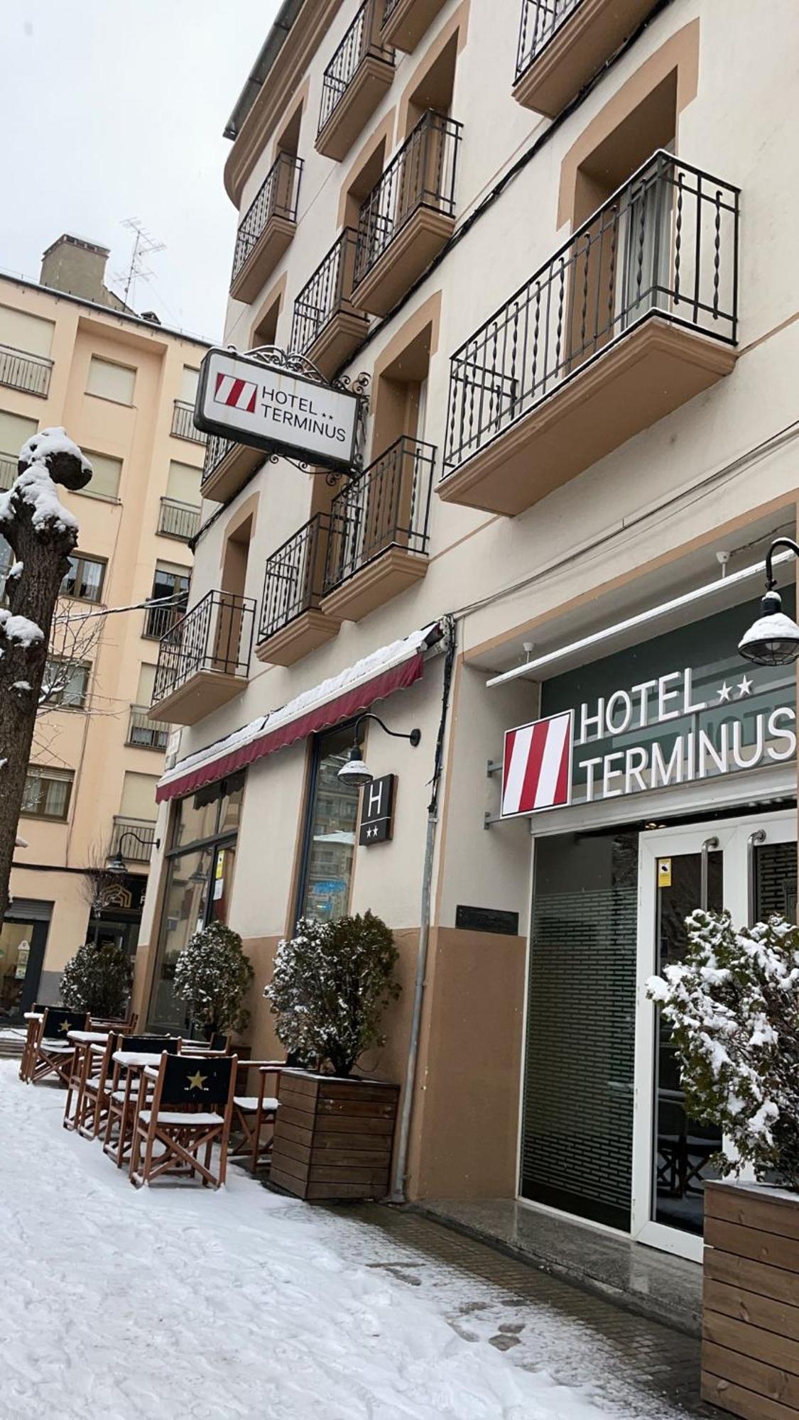 Hotel Terminus Puigcerdà Екстериор снимка